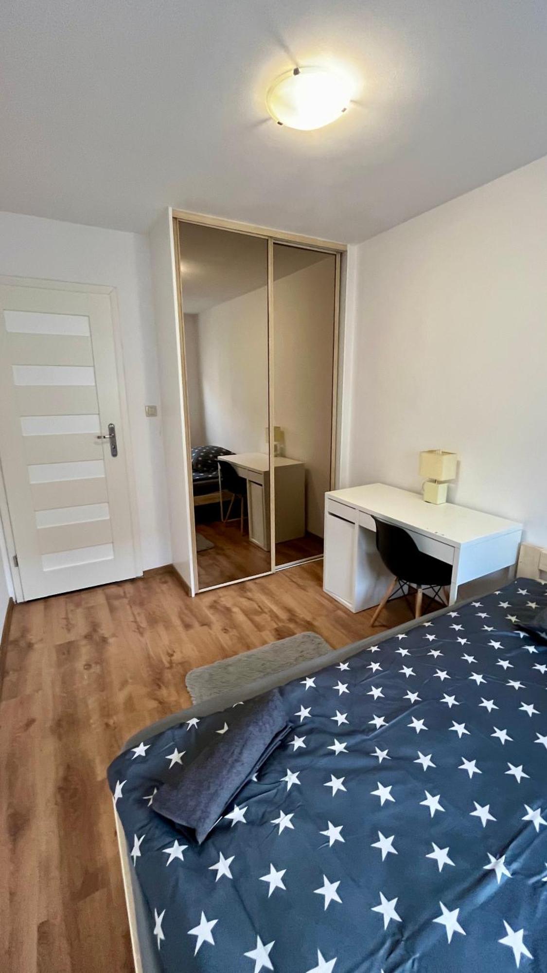 Rooms In Warsaw - C106B Екстериор снимка