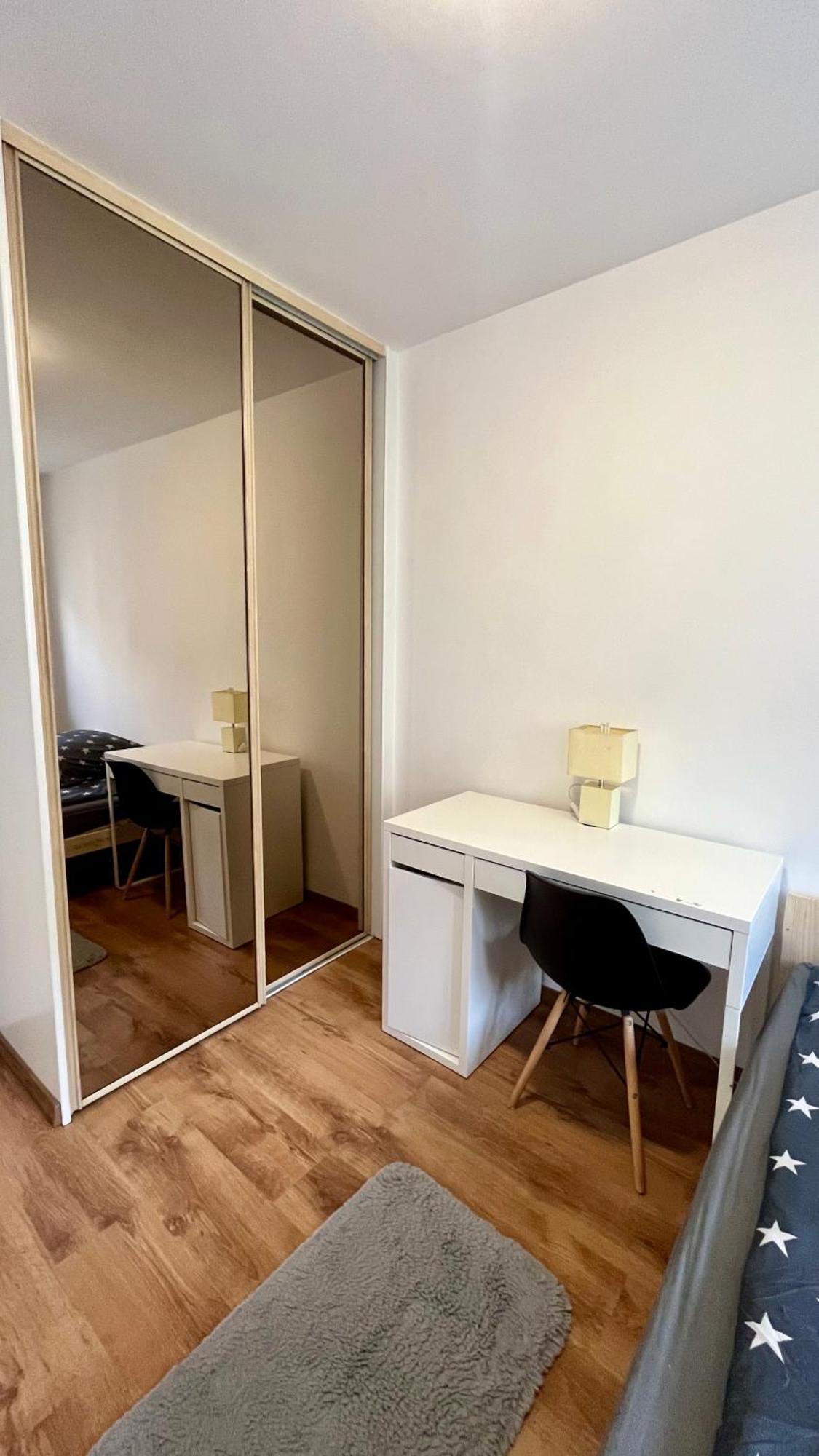 Rooms In Warsaw - C106B Екстериор снимка