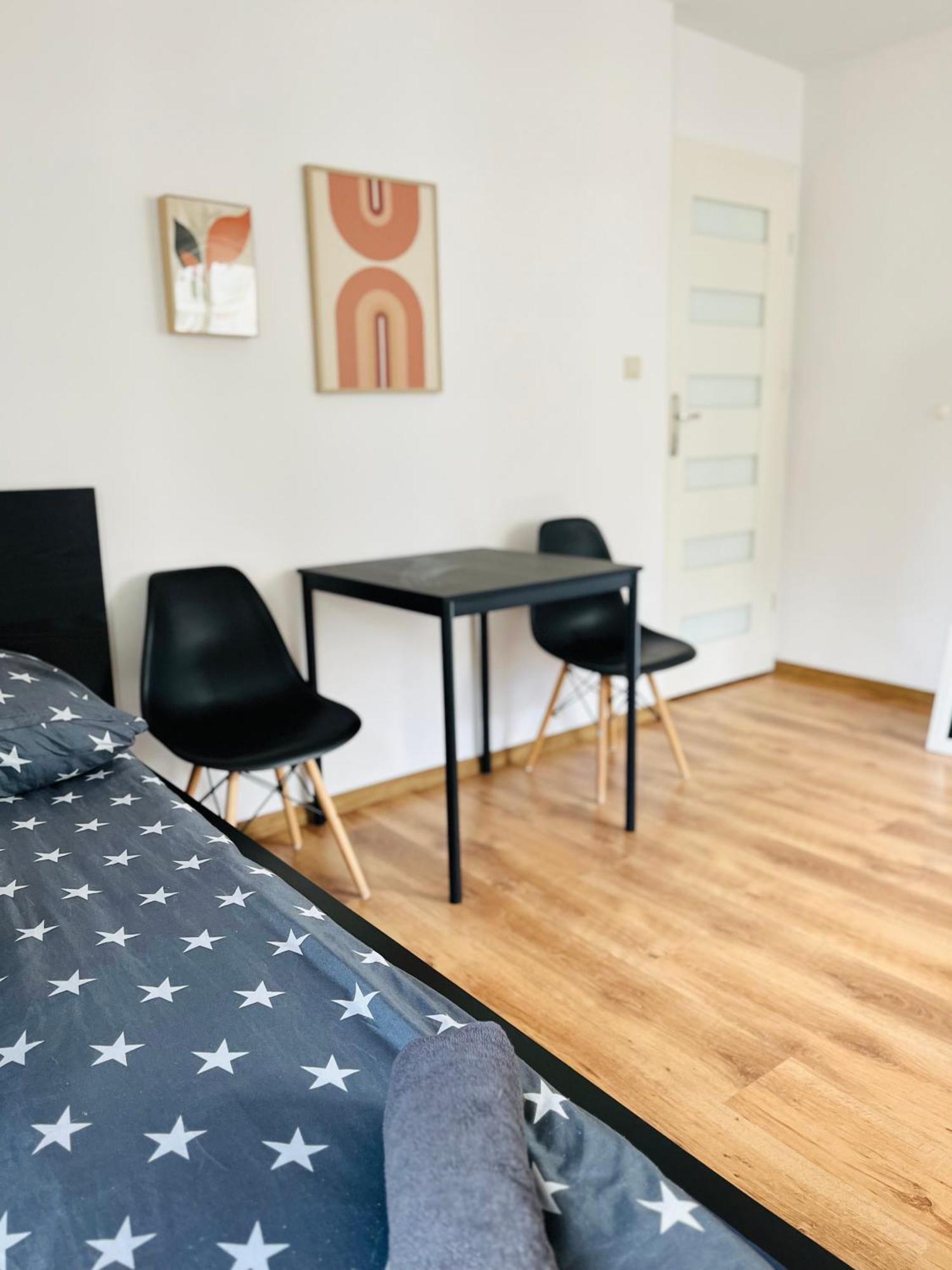 Rooms In Warsaw - C106B Екстериор снимка