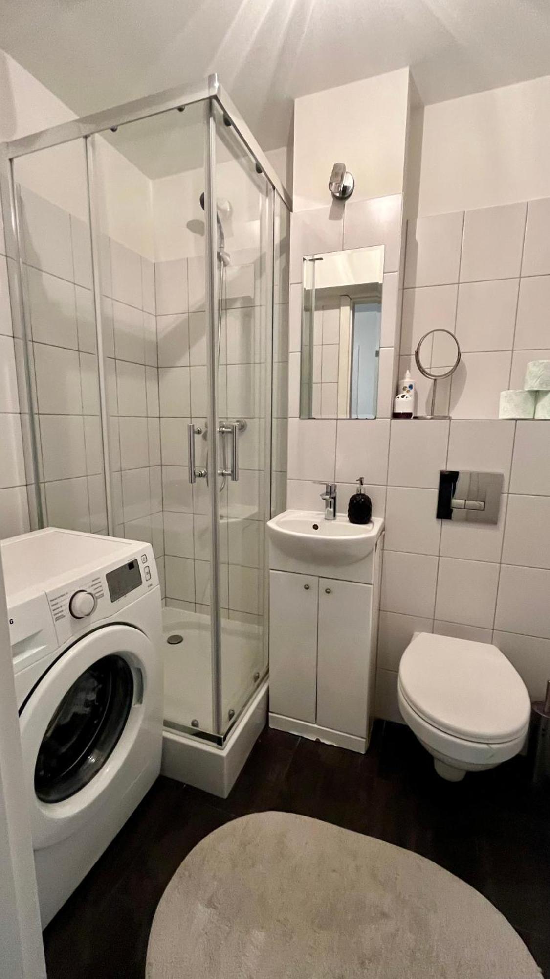 Rooms In Warsaw - C106B Екстериор снимка